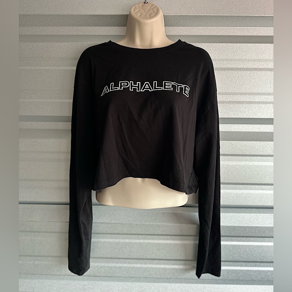 Women’s ALPHALETE Long Sleeve Crop Top Size XXL